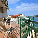 House Klarin Apartman Jezera