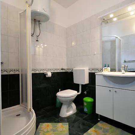 House Klarin * Jezera