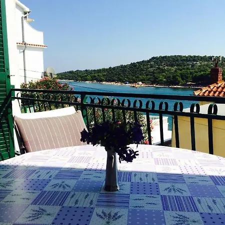 House Klarin شقة يزيرا