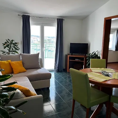 House Klarin Apartment