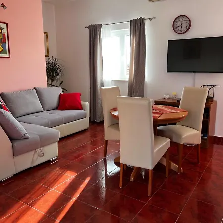 House Klarin Apartment