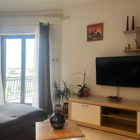 House Klarin Apartment *