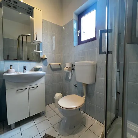 House Klarin Apartment Jezera