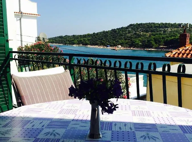 House Klarin Apartamento Jezera